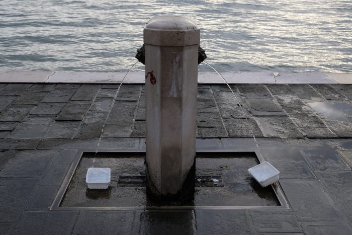 Two vessels (Venice, December 2017)